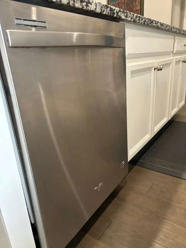 Clean kitchen with dishwasher